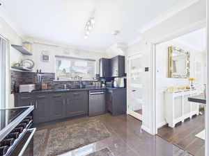 Photo 18- click for photo gallery